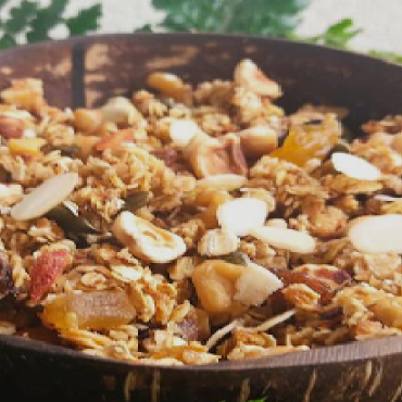 Granola with Nuts & Fruits